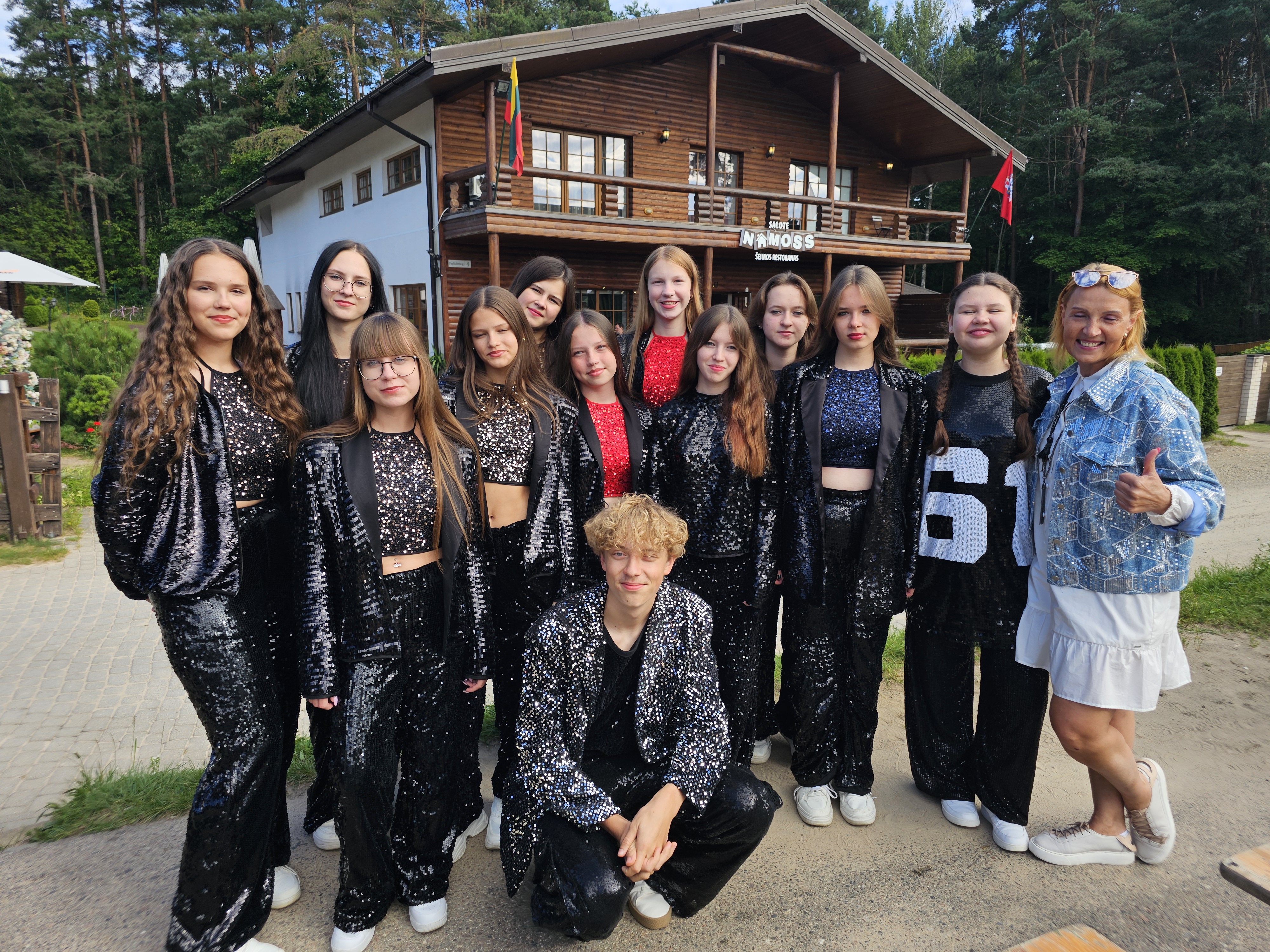 Skambatis perliukas grupė